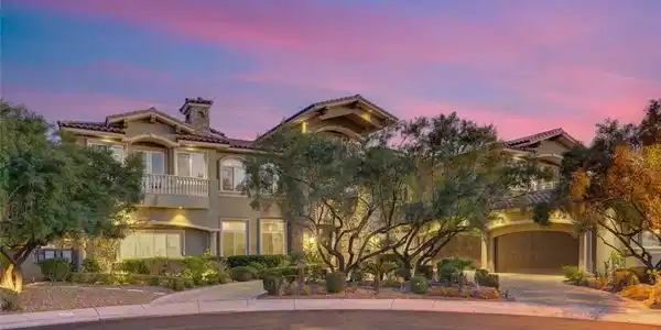 1 Awbrey Court