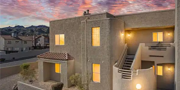 2240 Highpointe Drive