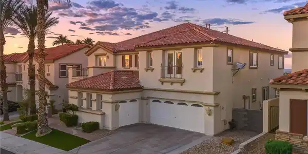 1212 Martini Drive