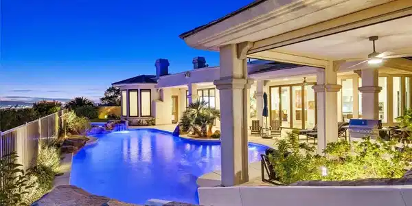 19 Club Vista Drive