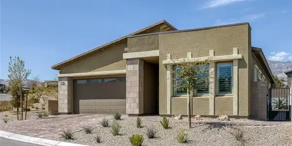 12438 Heritage Bend Drive