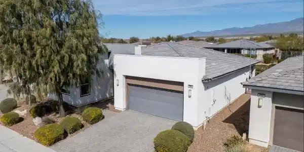 4882 E Beacon Ridge Drive