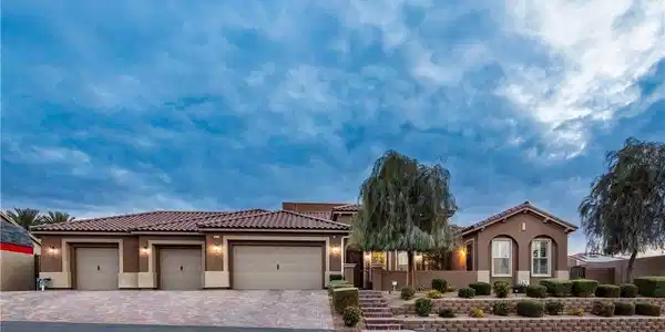 2818 Belmont Drive