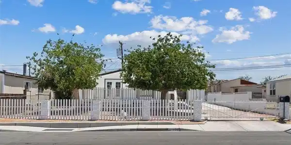 260 Navajo Drive