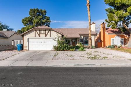 1689 Foxglove Drive