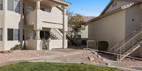433 Mesa Boulevard
