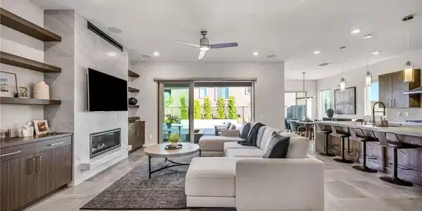 218 Springbough Lane