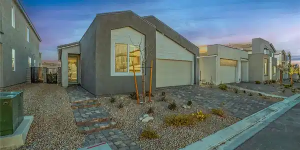 10009 Locking Biner Avenue