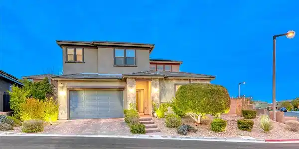 940 Riverlawn Place