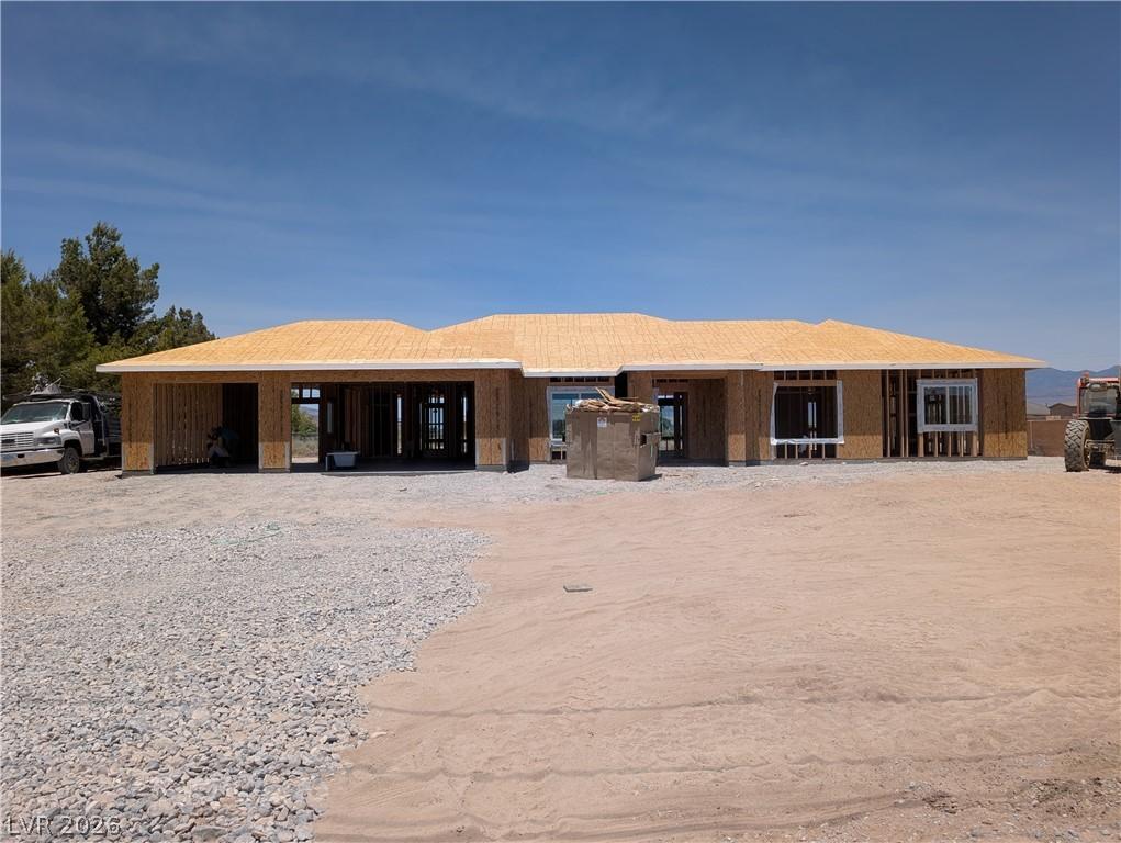 Image 2: Framed for possibilities, a new construction await