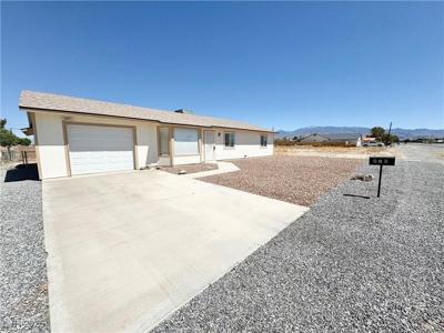 810 E Calvada Boulevard