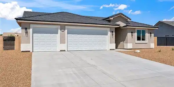 5170 S Fairmont Court