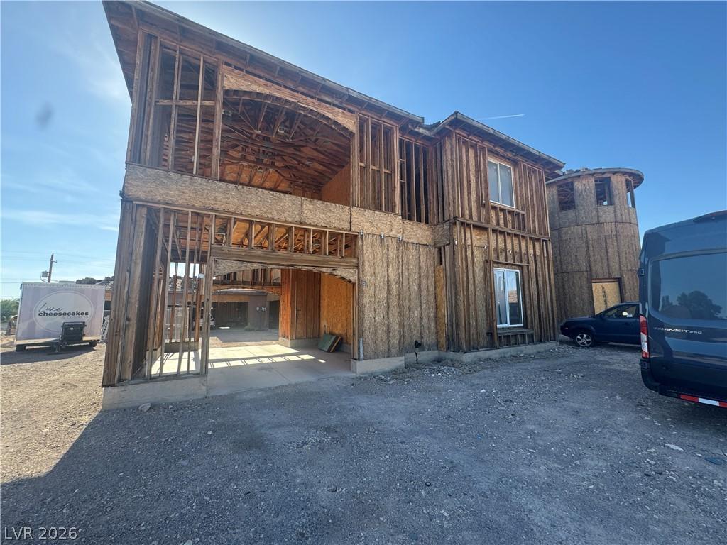 Image 4: Under-construction residence, offering a dynamic s