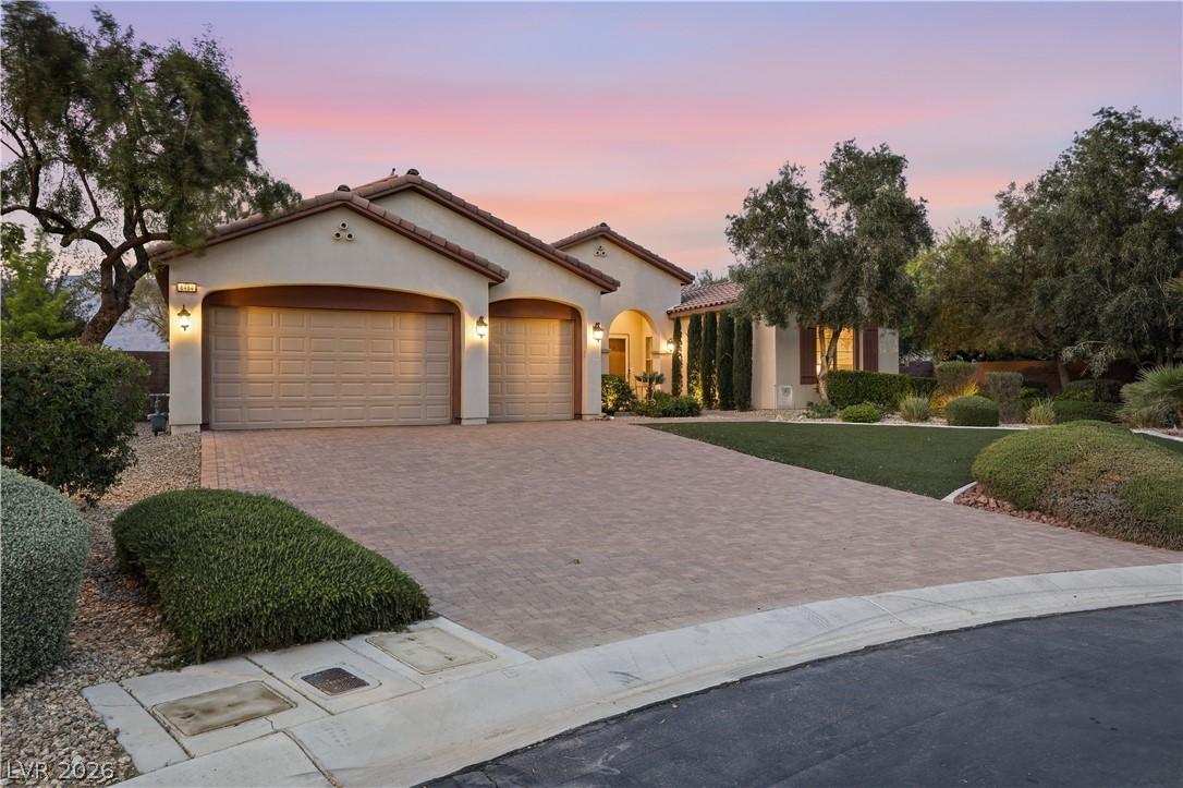 Image 1: A striking desert oasis featuring an inviting pave