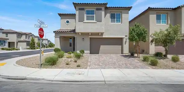 4630 Summer Azure Street
