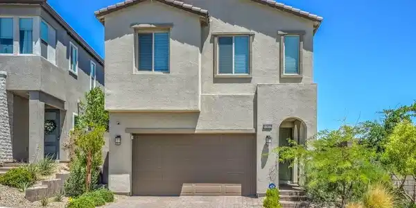 11872 Pelican Butte Avenue