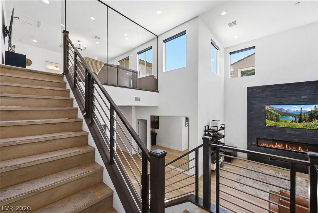 Image 1: Welcome to 3038 Villanelle Ave