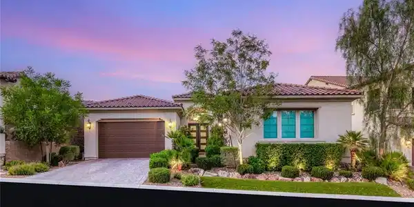 11394 Villa Bellagio Drive