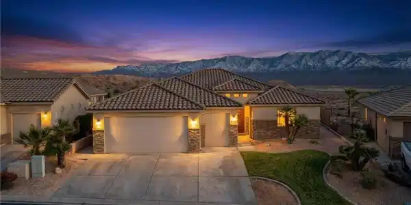 1402 Vista Del Ciudad Drive