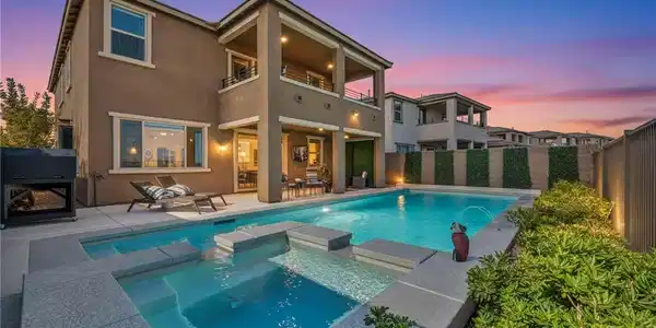 390 Coastal Redwood Street