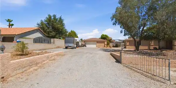 Image 3: RV Parking