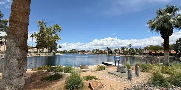 Image 4: Lakeside views create a tranquil retreat with conv