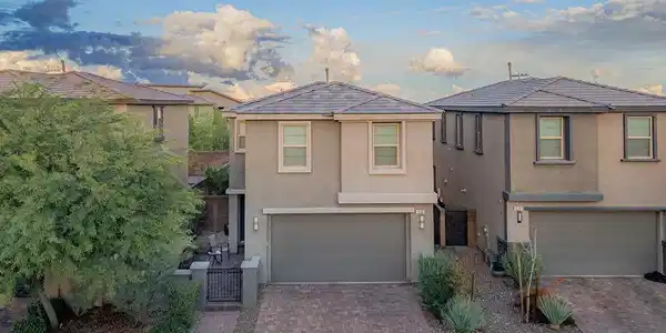 924 Cirrus Cloud Avenue