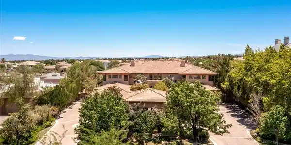 9801 Orient Express Court