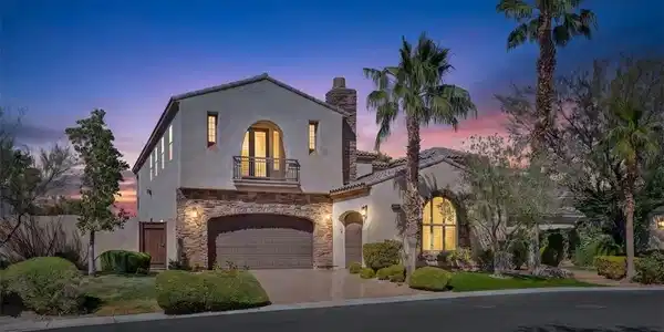 2490 Turtle Head Peak Drive