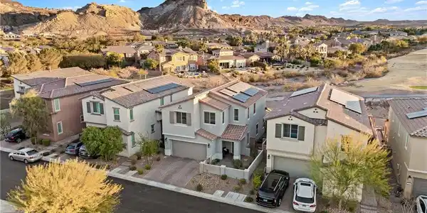 23 Papavero Court
