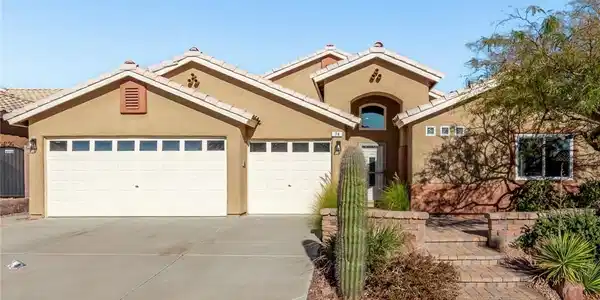 74 Horseweed Circle