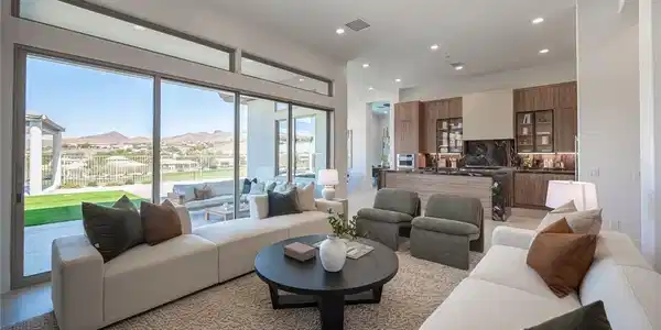 18 Brookridge Drive