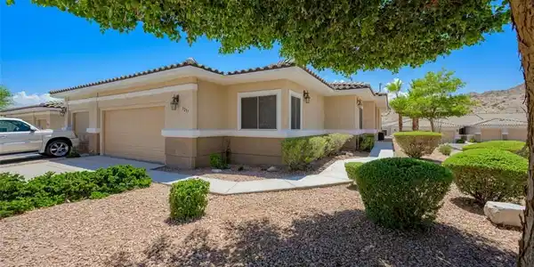 3251 Pheasant Hills Way