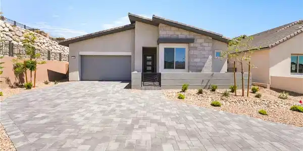 1060 Skyview Cove Court
