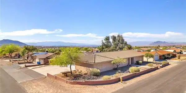 2251 Thoroughbred Road