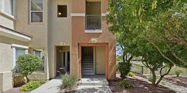 10820 Amber Ridge Drive