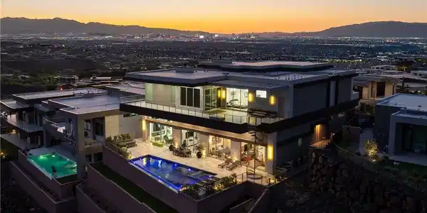 1205 Amber Rim Drive