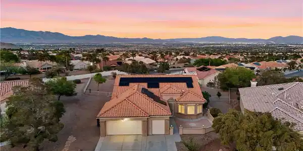 2360 Lauren Drive