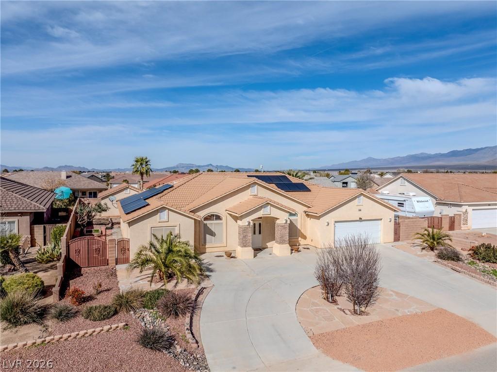 Image 3: Pahrump home with paid off solar