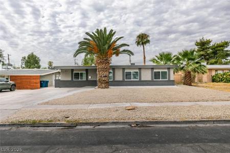 1922 Houston Drive