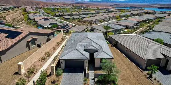 54 Mirage View Drive