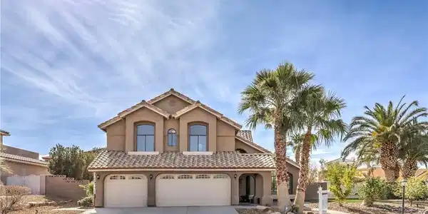 912 Primrose Lane