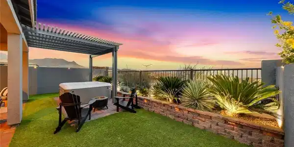 300 Wind Poppy Street