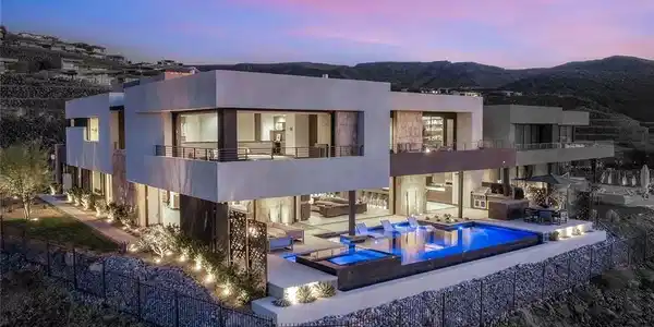 805 Magnum Cliff Court