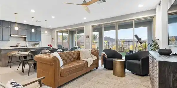 14 Parco Fiore Court