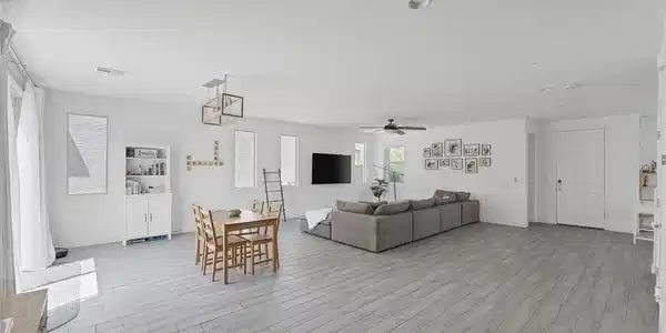 412 Gracious Way