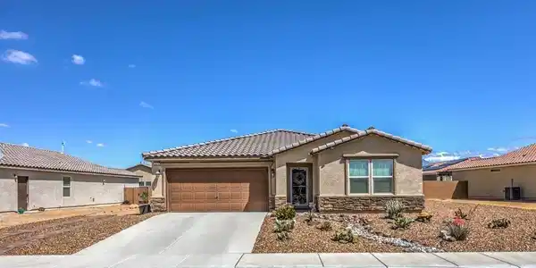 3574 E Garfield Drive