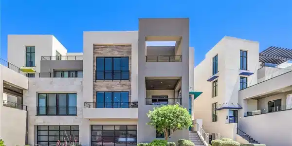 414 Tranquil Peak Court