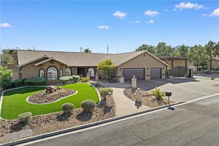 301 E Chaparral Drive