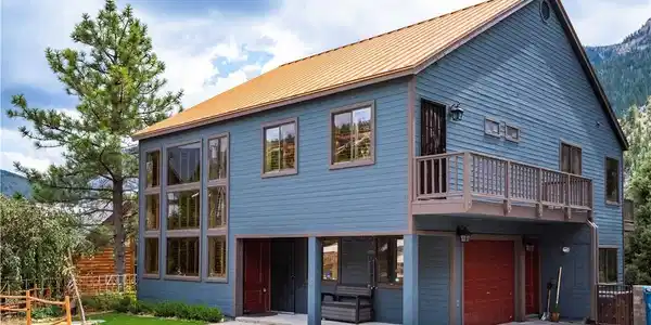 359 Crestview Drive
